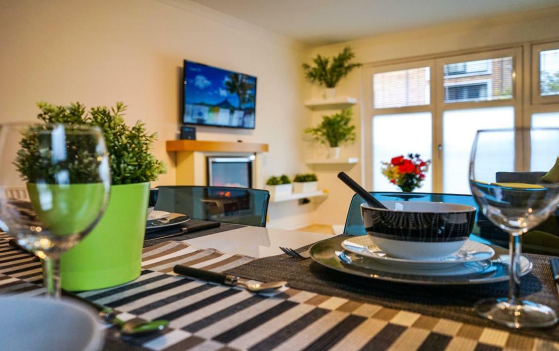 Hydro Apartment With Free Car Park Glasgow Exteriör bild
